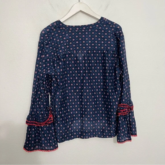 EUC-J Crew Embroidered Bell Sleeve Top Blue Red Printed Long Sleeve Blouse - Picture 9 of 9